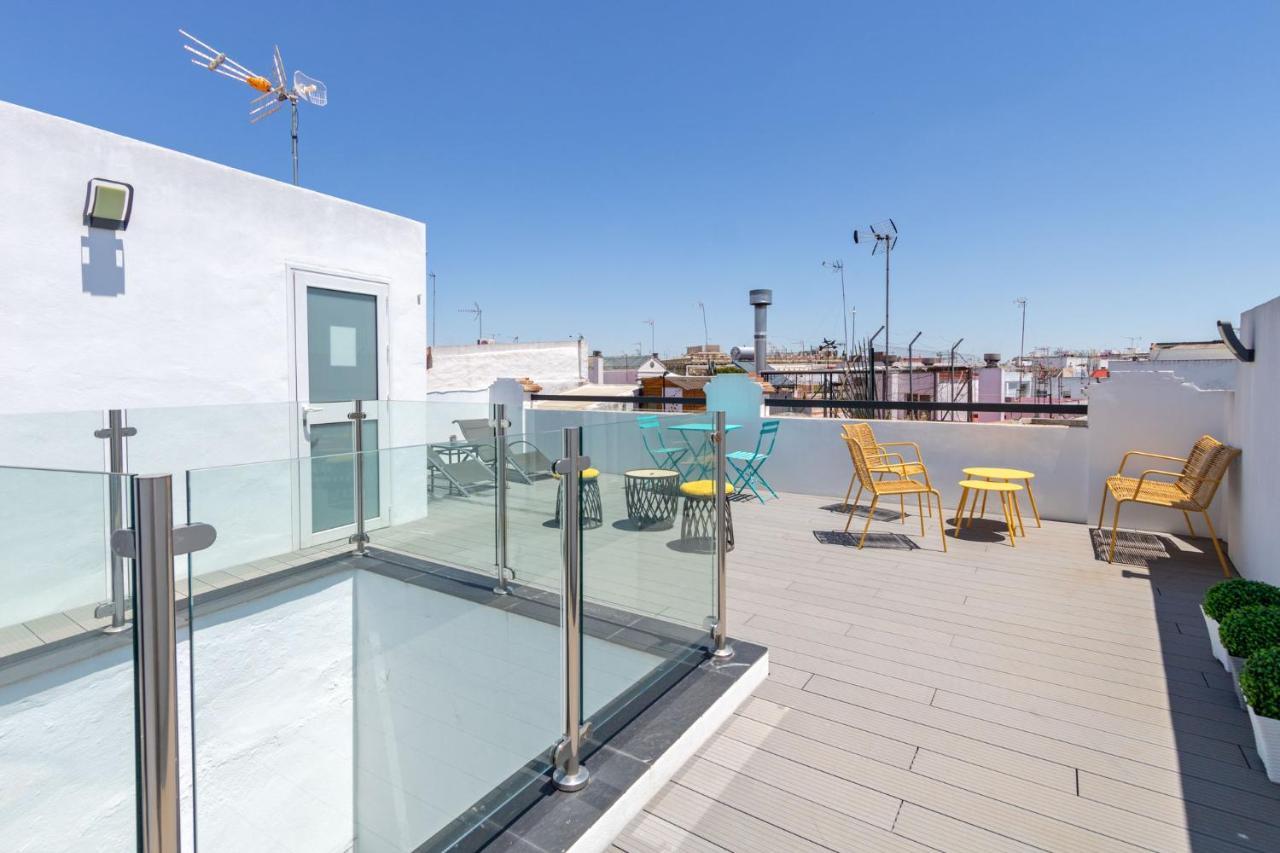 Nine O Clock San Luis Skyview Apartment Sevilla Bagian luar foto