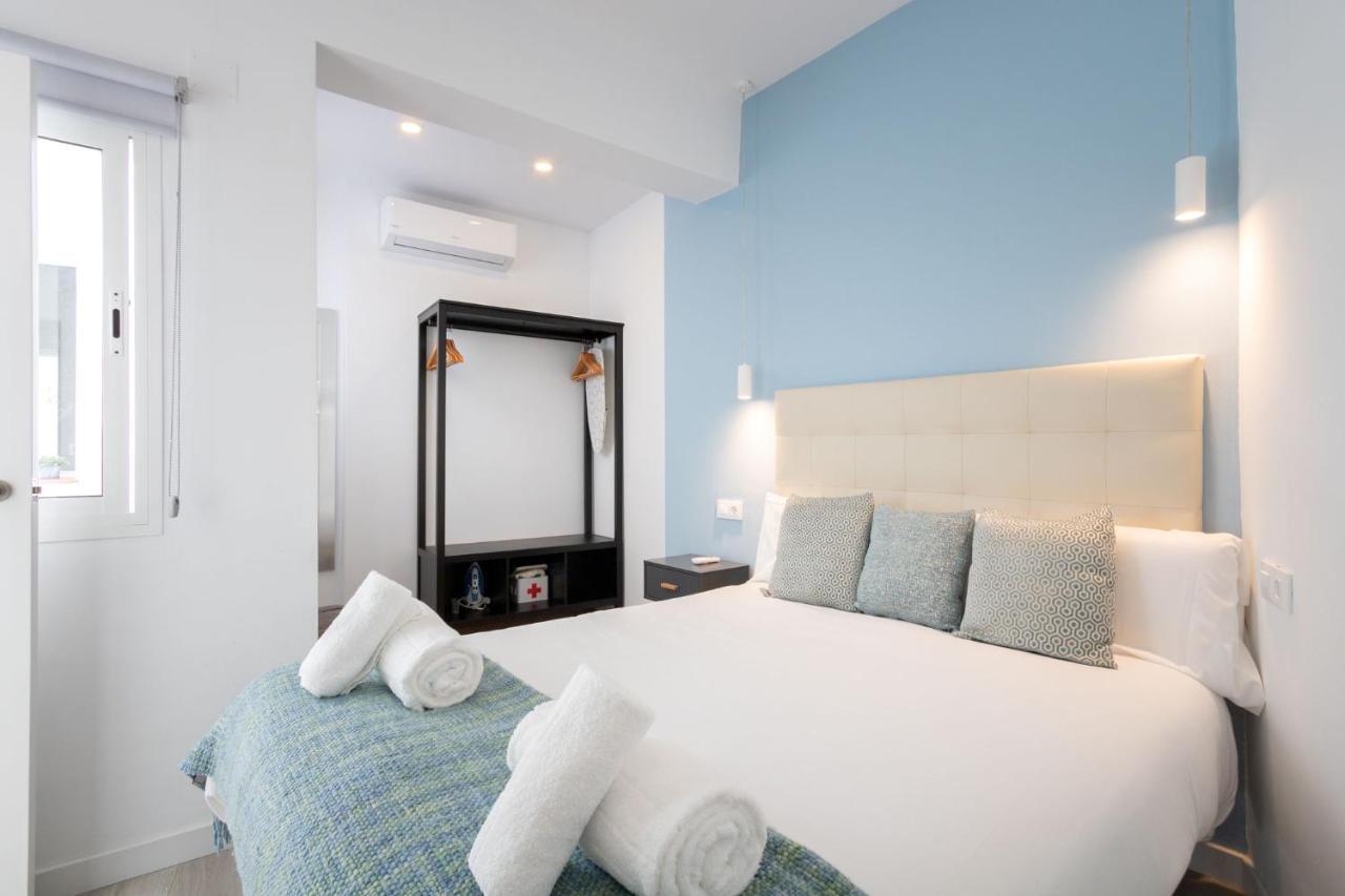 Nine O Clock San Luis Skyview Apartment Sevilla Bagian luar foto