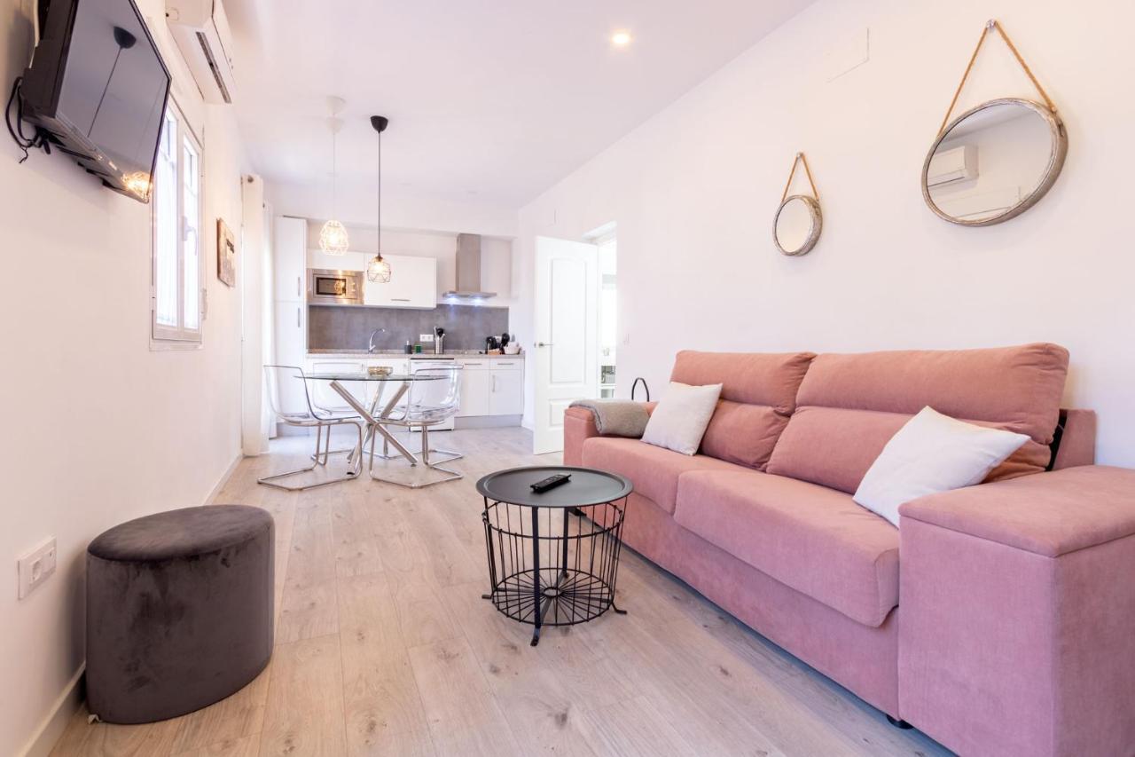 Nine O Clock San Luis Skyview Apartment Sevilla Bagian luar foto