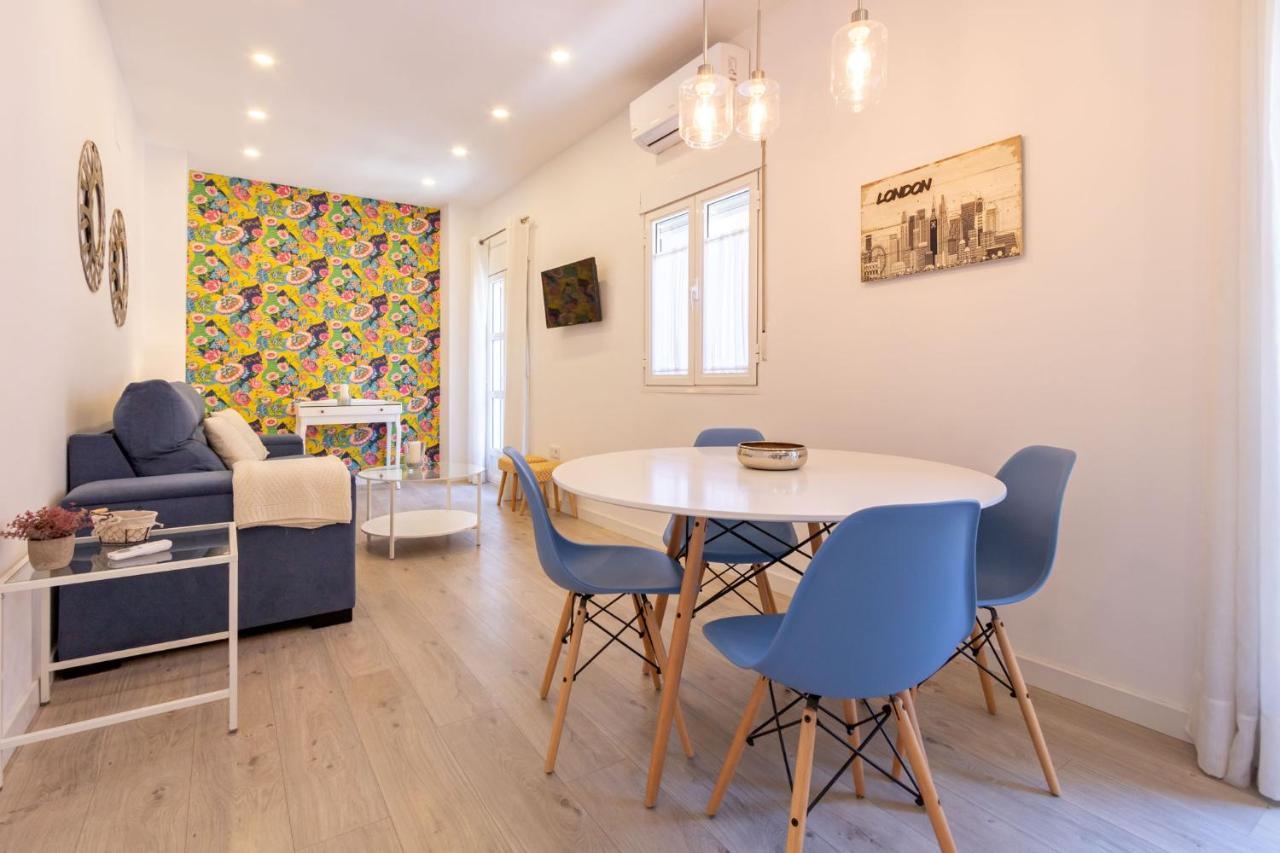 Nine O Clock San Luis Skyview Apartment Sevilla Bagian luar foto