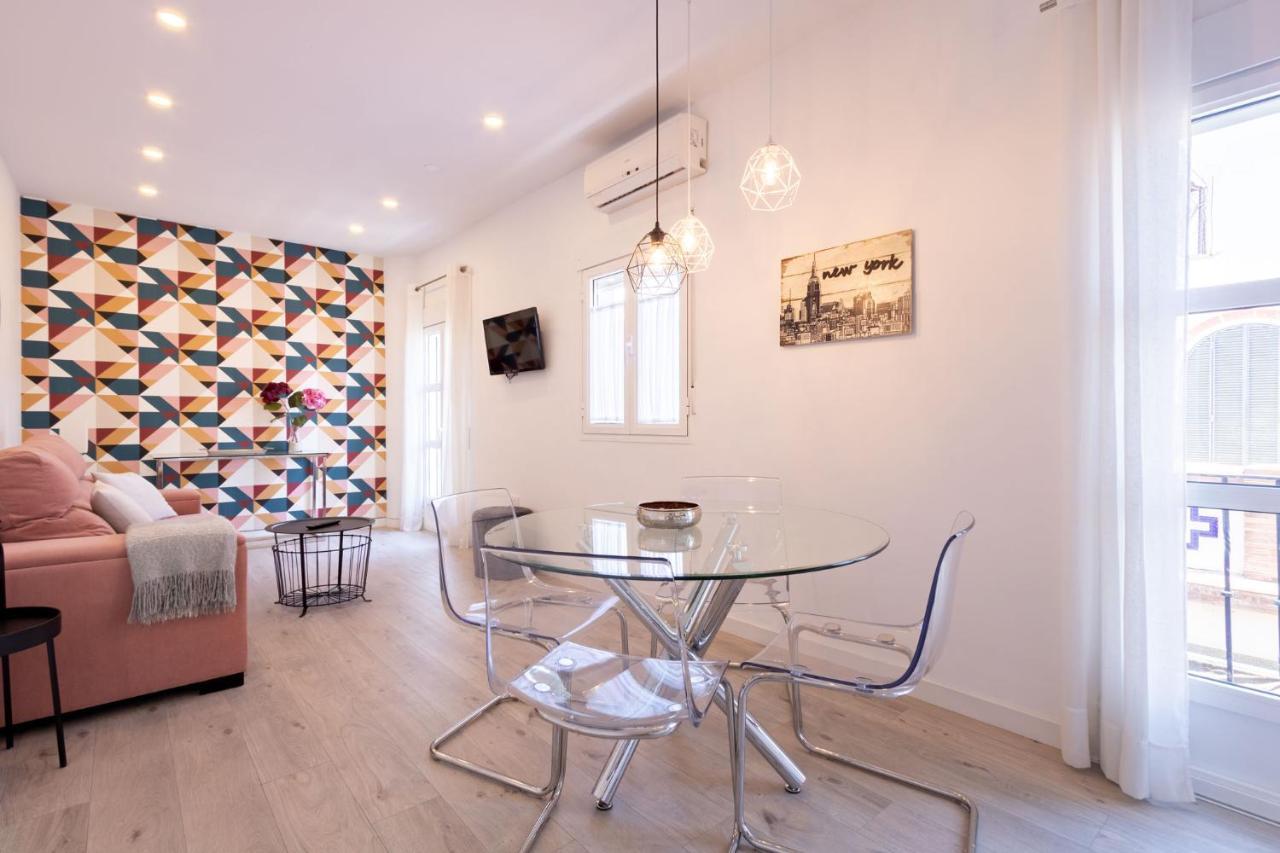 Nine O Clock San Luis Skyview Apartment Sevilla Bagian luar foto