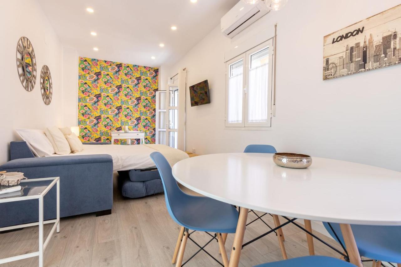 Nine O Clock San Luis Skyview Apartment Sevilla Bagian luar foto