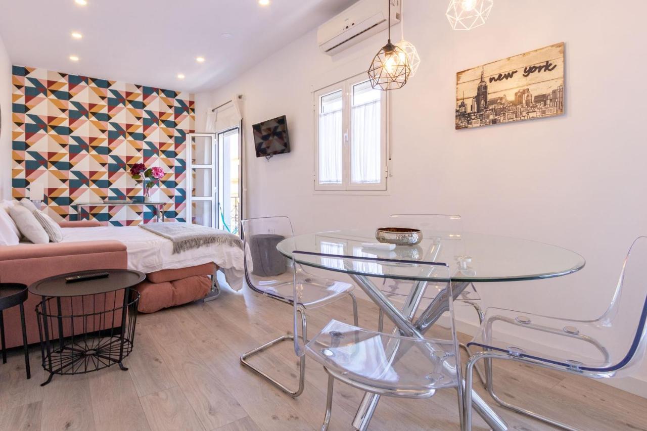 Nine O Clock San Luis Skyview Apartment Sevilla Bagian luar foto