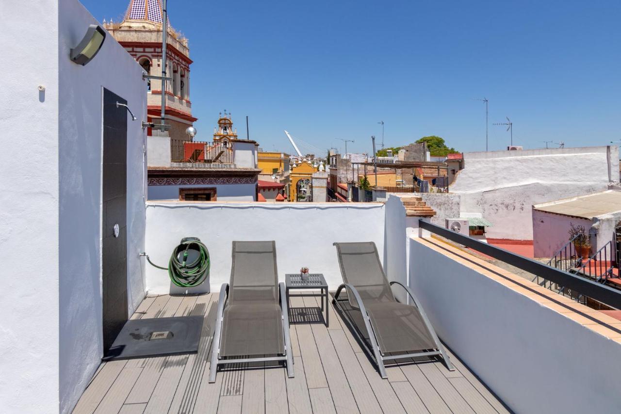 Nine O Clock San Luis Skyview Apartment Sevilla Bagian luar foto